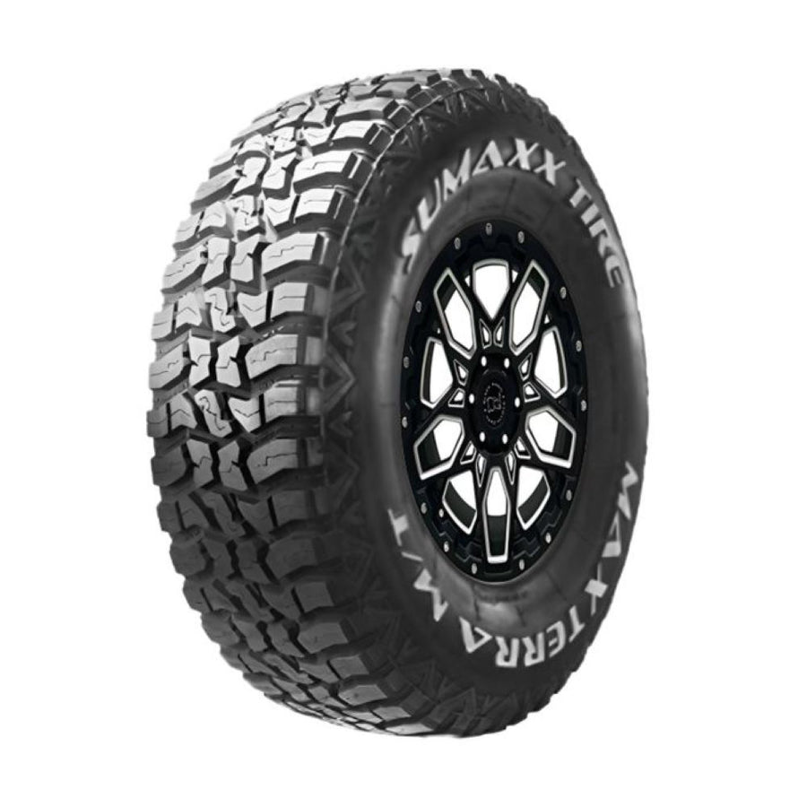 Neumático Sumaxx Max Terra M/T 215/75R14 mud terrain para barro y off-road