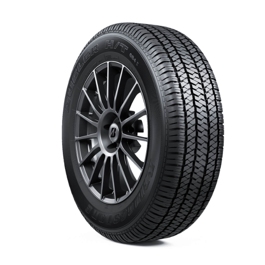 Neumático Bridgestone D684 III ECO 245/70R16 H/T para ciudad y carretera