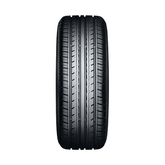 Neumático Yokohama ES32 205/65R15 H/T tipo Pavimento / Urbano