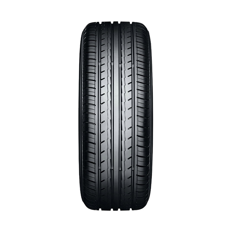 Neumático Yokohama BluEarth-Es ES32 205/60R16 para auto y SUV
