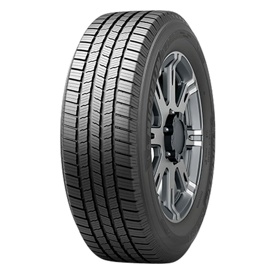 Neumático Michelin LTX A/S 275/55R20 117T aro 20 para ciudad y carretera